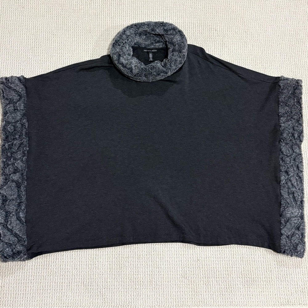 Saks Fifth Avenue womens poncho cape plush faux fur cowl neck relaxed flowy sz M - Picture 4 of 11